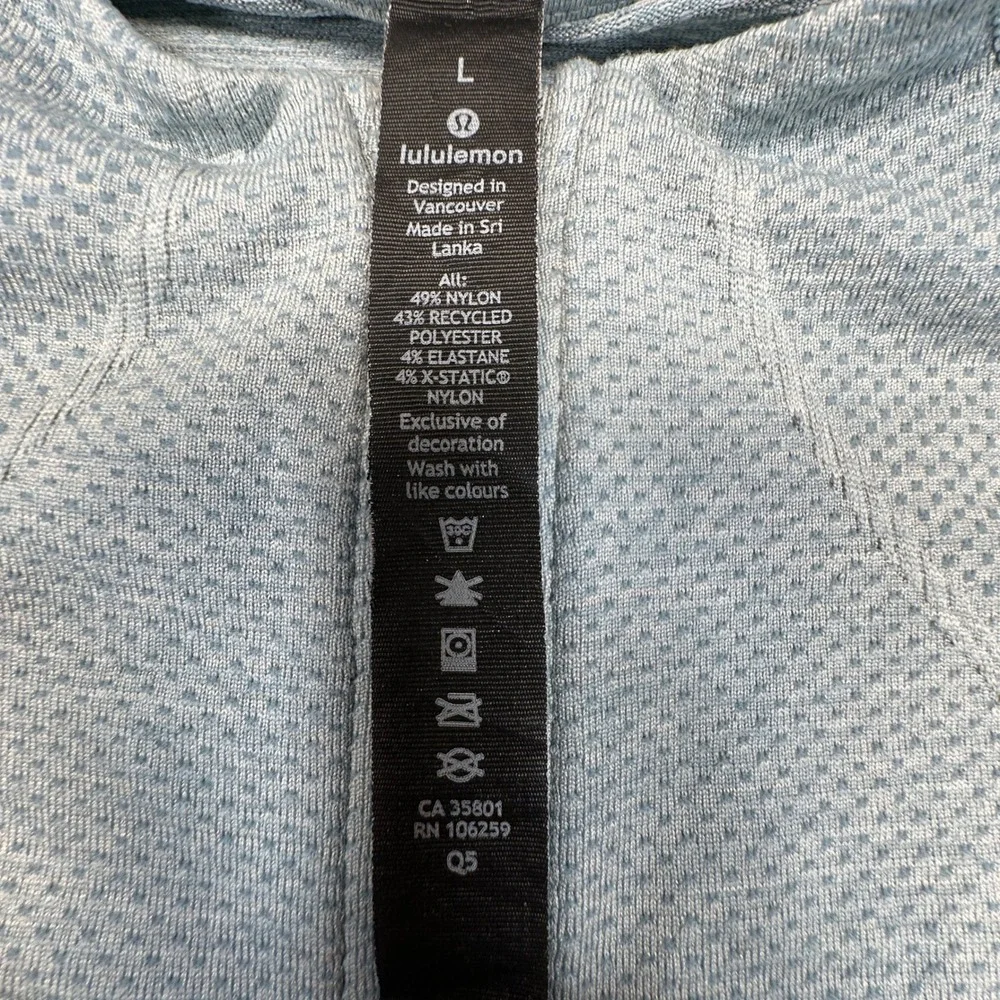 Lululemon Metal Vent Tech 1/2 Zip 2.0 Pullover Men Large Light‎ Blue Running
